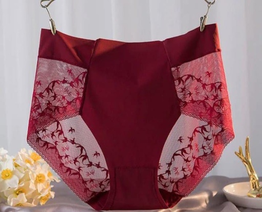 3-Pack Lace Seamless Panties (Size 10-14)